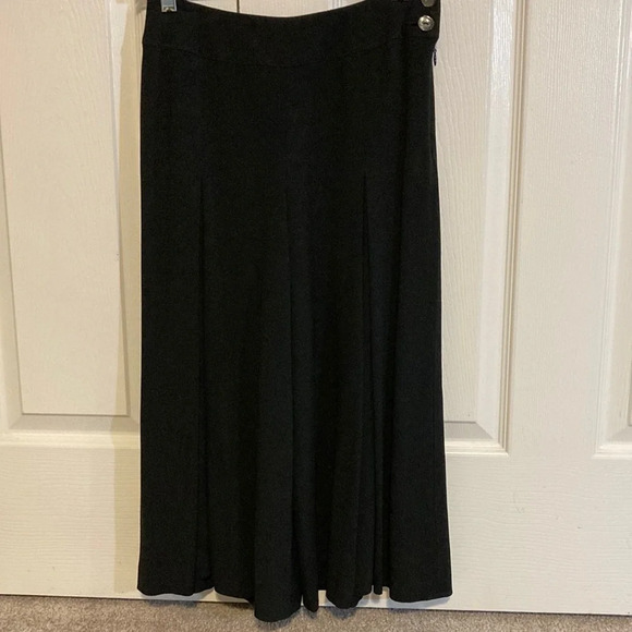 Talbots Petites Black Culottes / Gauchos 2P - Picture 1 of 16